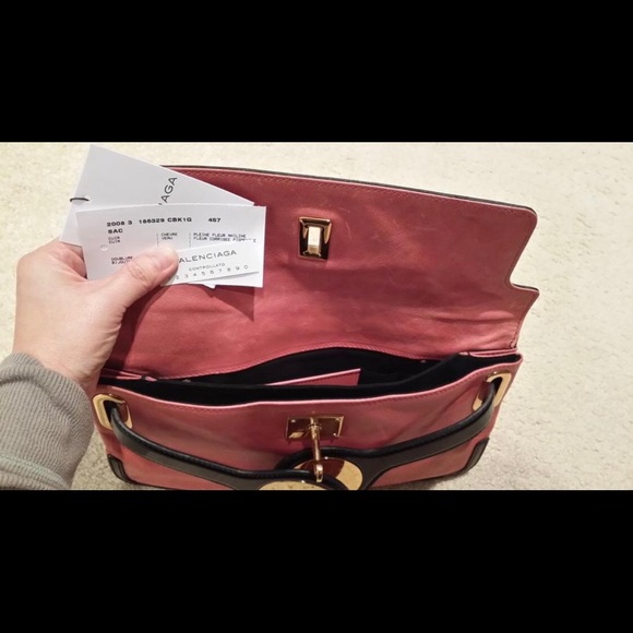 🔥⚡️🔥⬇️ Balenciaga Leather Clutch - Picture 2 of 4